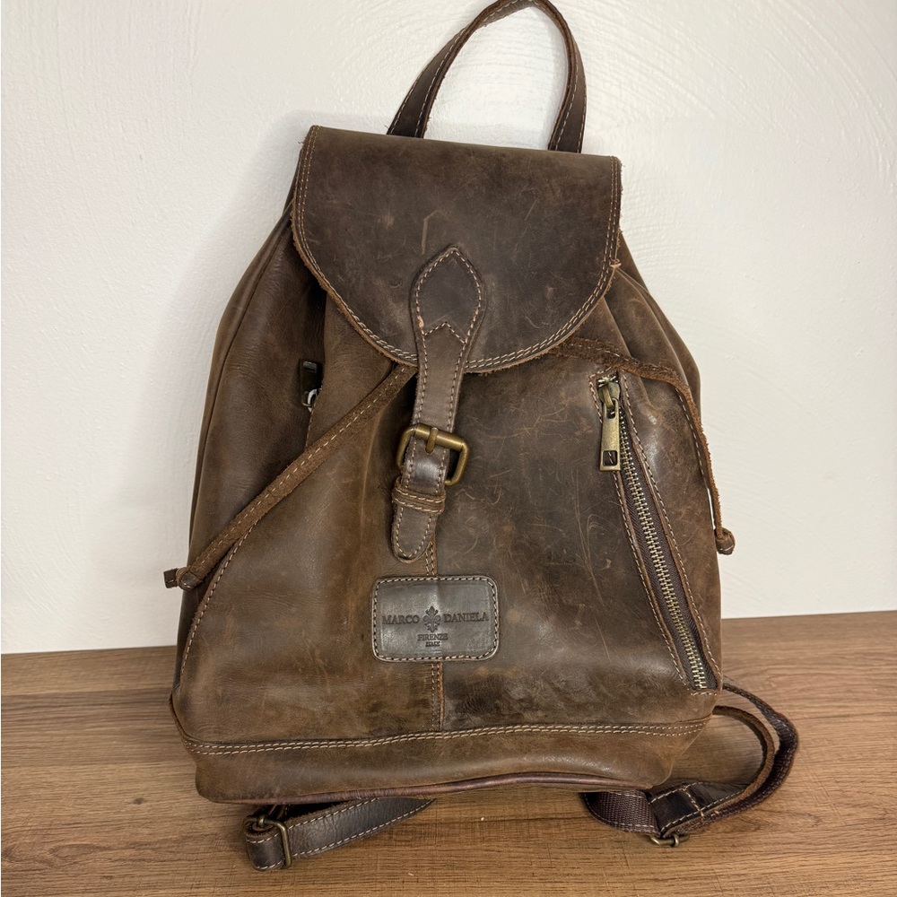 Marco Daniela Firenze Italy Vera Pelle Genuine Leather Distressed Backpack 13”